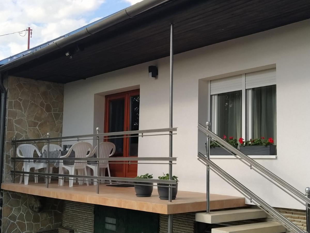 Kertes Nyaralohaz Βίλα Keszthely Εξωτερικό φωτογραφία